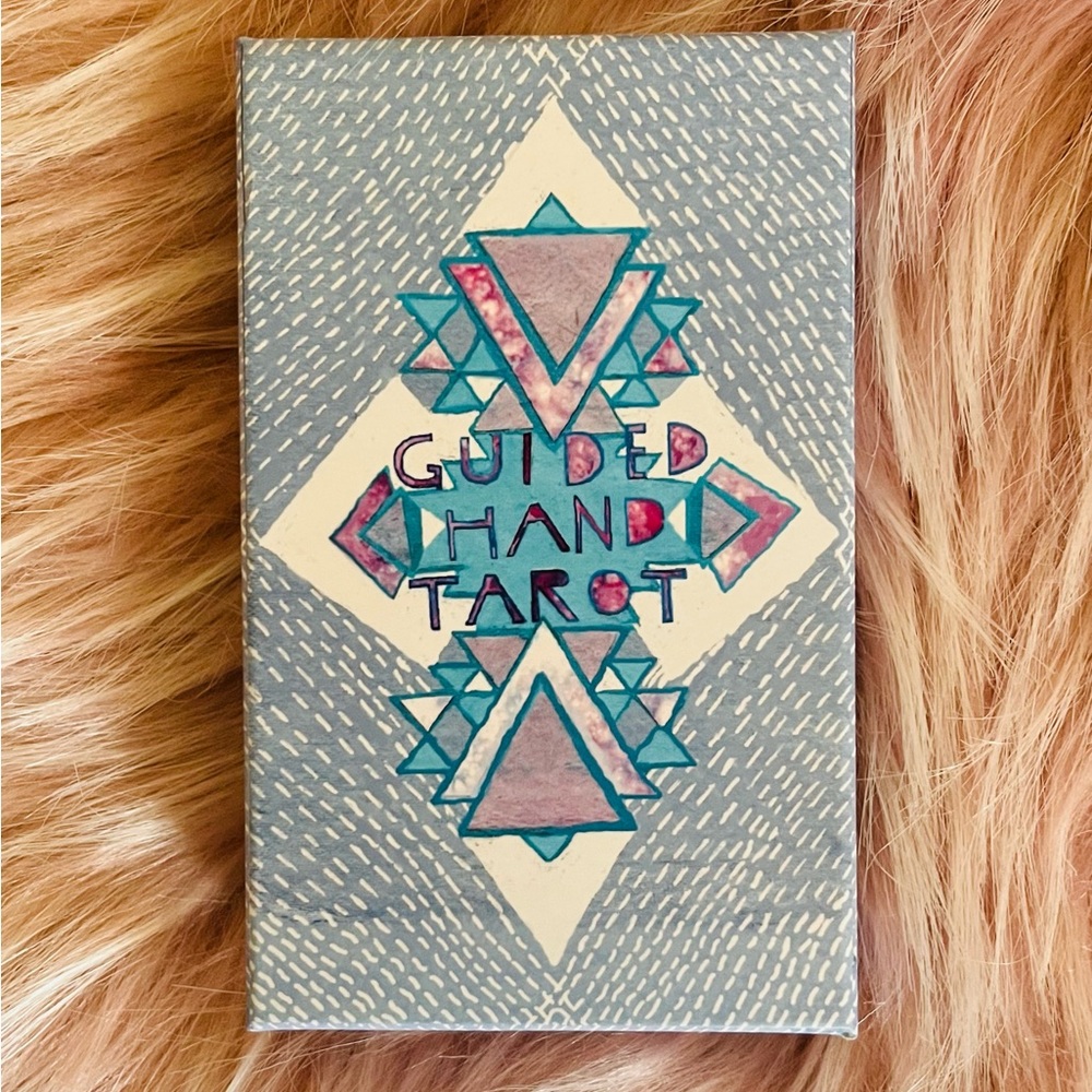 GUIDED HAND TAROT - PRISTINE PERFECT UNUSED CONDITION!